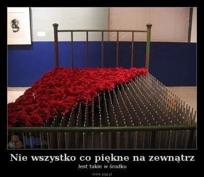 GraveDigger - @InsaneMaiden:No to proszę: róże i łóżko twoje wymarzone ( ͡° ͜ʖ ͡°)