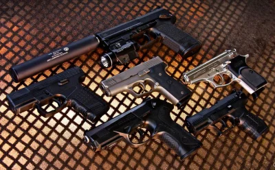 Rogue - #gunboners #bron #projektdedal

HK USP, Walther PPS, Kahr, Bersa Thunder, Ber...
