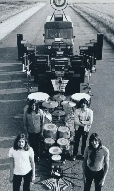 lort_fzhut - Pink Floyd ( ͡° ͜ʖ ͡°)
#tetrischallenge #rock #muzyka