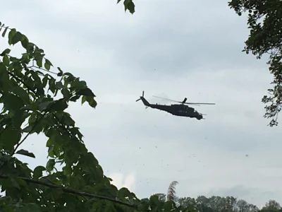 hiroSzymon - Mi-24 to nadśmigłowiec O.O

Zrobione parę chwil temu na pikniku lotniczy...