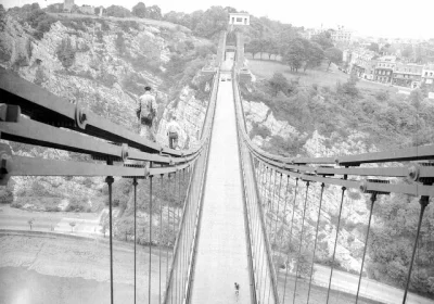 N.....h - Konserwatorzy na Clifton Suspension Bridge.
#fotohistoria #1950