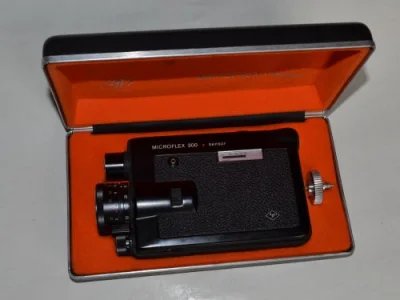 chapeaunoir - Umie może ktoś to uruchomić? ( ͡° ͜ʖ ͡°) Kupiłem nową kamerę z lat 70ty...