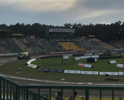 Frutis - Dosyć pusto jeszcze na stadionie #zuzel