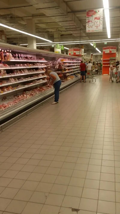perevod_pl - @patrickk09:

Supermarket "Наш" m. Obninsk, zdjęcia zrobiłem godzinę tem...