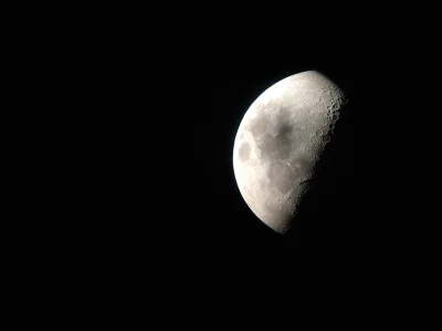 FasolaSzparagowa - @uhu8 księżyc widać świetnie a sąsiadka jest strasznie pomarszczon...