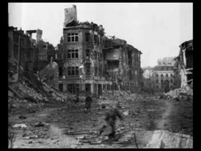 Czerw2 - 12 sierpnia 1944 r. 



"Niemcy rozpoczynają bój walny o Stare Miasto"

"Zgr...