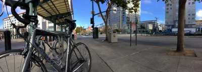 Dzemus - I przerwa koło dworca w centrum SF.