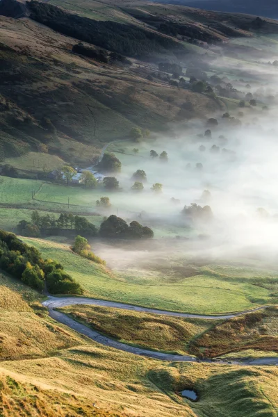 iwarsawgirl - Hope Valley, Derbyshire, Anglia

Fot. Kathy Medcalf
#fotografia #earthp...