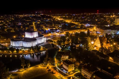 Anaboll - Świetne Fotki, 
+ za Bydgoszcz :)
Pochwalę się swoją - niestety z niższeg...