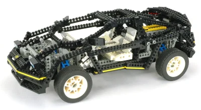 RobertKowalski - > W 1993 to lego technic bardzo różniło się od tego co mamy dzisiaj....