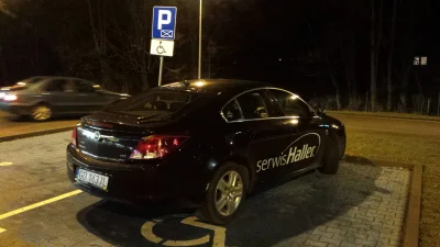 marfiusz - Czy ktoś ma doświadczenie z taką #patologiazmiasta? Pół parkingu puste, al...