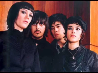 A.....6 - Ladytron - Discotraxx
#muzyka #ladytron #synthpop #muzykaelektroniczna