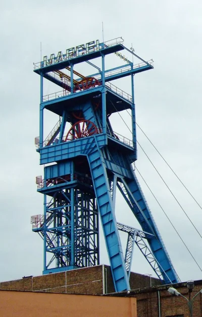 sylwke3100 - Wieża szybu Julia, KWK Marcel w Radlinie.



#szybkopalnianyboners
