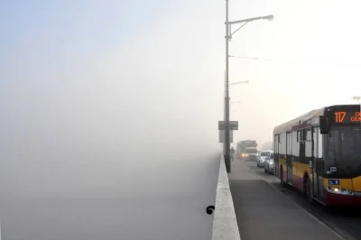 cielo - Po lewej mgła nad Wisłą, po prawej ruch na moście #warszawa