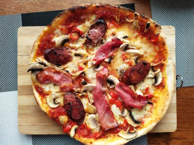GreyBourbon - Kto wpada na pizze?
#gotujzwykopem #chwalisie