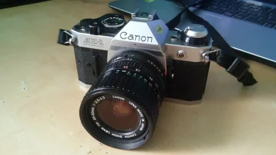 xerxes931 - Chciałbym się pochwalić moim nabytkiem :) Canon AE-1 Program, w komplecie...