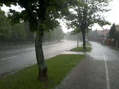 michal__q - Nie ma to jak wyjść do uczelni kiedy zaczyna się największa ulewa i napie...