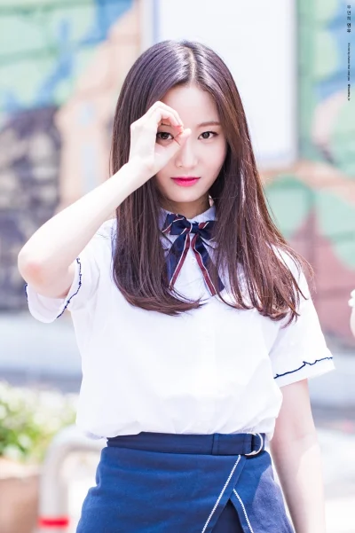 M.....m - #yeonwoo #momoland #koreanka #azjatki #ladnapani