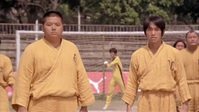 S.....r - I ta muzyka z "Shaolin soccer". Ktoś miał fantazję. ( ͡° ͜ʖ ͡°)