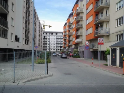 Kresowiak - Nowoczesne budownictwo w Polsce: <50m między blokami, parking pod samymi ...