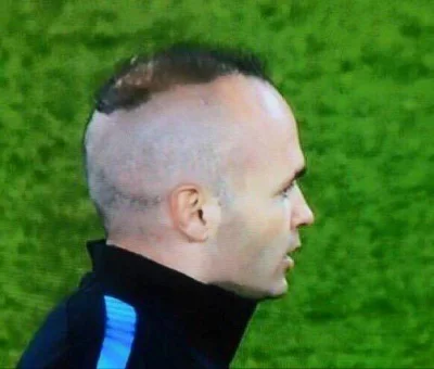 Riseagn - Barber: What do you want?

Iniesta: See the hair on the floor? Just sweep...