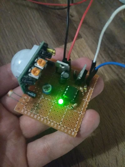 a.....p - A ja po przygodach z arduino zabrałem się za AVRy i sobie bardzo chwalę. Ta...