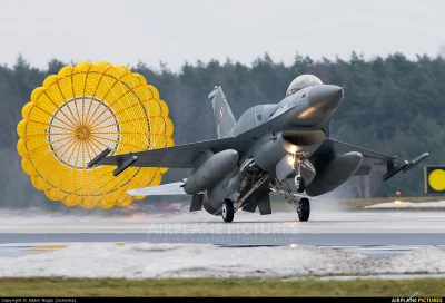 vanschorst - F16C Jastrząb
#aircraftboners #fotografia