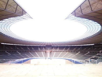mateoelo - #stadion #olympiastadion 
Będąc w zeszłym roku w Berlinie wybrałem się na...