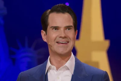 CynicznySkurczybyk - @AGS__K: Jimmy Carr ( ͡° ͜ʖ ͡°)

 "I would crawl across broken ...