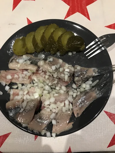 Testopisior - Tłusty holenderski śledź ;) "herring" . Do wódeczki idealny. Zjadłem 10...