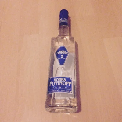 qmicha - A wy co mirki, dalej biedacki Smirnoff?



SPOILER
SPOILER


 #vodka #putin ...