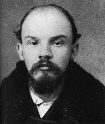 n.....o - @yggdrasill: @czytamkomentyarka93298dlabeki: Albo Lenin (tu lat 25).