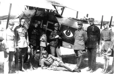 beQuick - @beQuick: W dniu 9.04.1920 r. w Toruniu podczas lotu służbowego na samoloci...