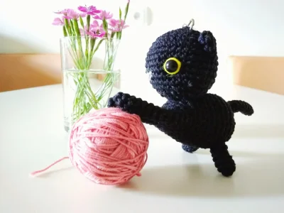 Bulbaszka - Uważam, że czarne koty są najpiękniejsze. 
W komentarzach możecie chwalić...