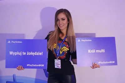 Krizz - ej, a ta najmniejsza blondi to czasem nie jest ta laska z PlaystationPolska?