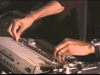 baniorzzmodzela - Jeff Mills - 909 Drum Machine Track (Live @ Wire 03 - Japonia 2003)...