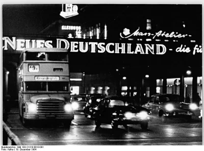 W.....c - Berlin wschodni, 1964 rok, to coś po lewej to chyba jedyny produkowany w bl...