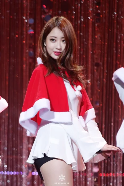 K.....o - #kyungri #ninemuses 
#koreanka