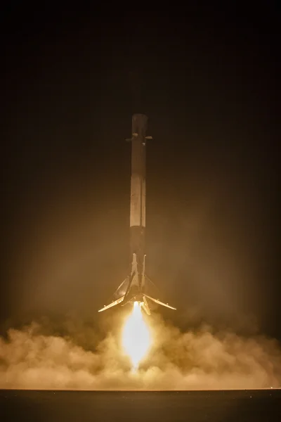 blamedrop - To zdjęcie jest świetne. Idealne na ścianę (ʘ‿ʘ)
#spacex #rakiety #inthr...