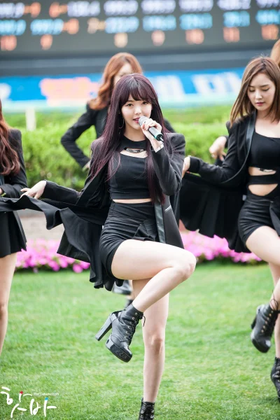 K.....o - #serri #dalshabet 

#koreanka