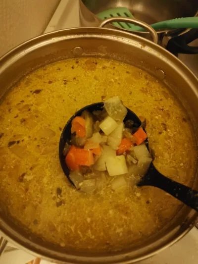 ReFree - Jaka dobra zupa ogorkowa mi wyszla, pierwszy raz robiłem. Prawie wegetariańs...
