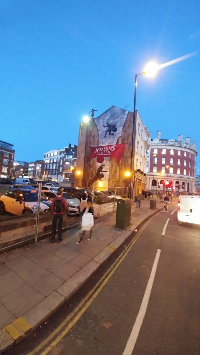 tomasz123inny - Fajna reklama filmu Assassin’s Creed 
#uk #londyn