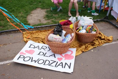 spicmen - Zaje8ales to z darów dla powodzian?