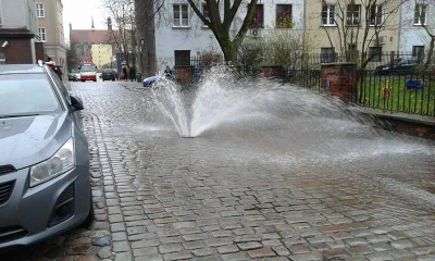 Konata - Patrzcie #mirki jaką nową fontannę nam dziś zrobili w #gdansk (✌ ﾟ ∀ ﾟ)☞
#t...