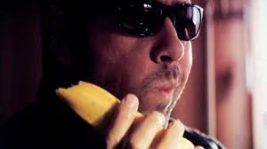 przemek-zkielc - ale bym se schrupał takiego banana ze skórką
#bananyboners
