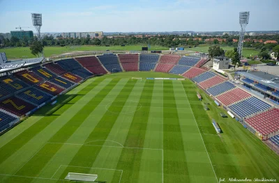 P.....n - Camp Nou to jednak piękny stadion #mecz