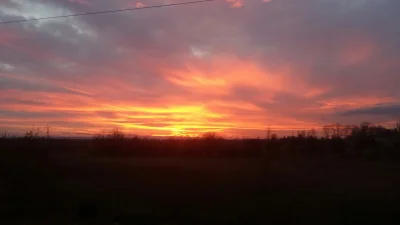 Emfii - Piękny zachód słońca (małopolskie) 

#zachodslonca #niebo #pogoda