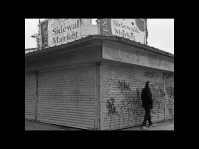 Istvan_Szentmichalyi97 - Evidence - Sell Me This Pen (feat. Alchemist & Mach Hommy)

...