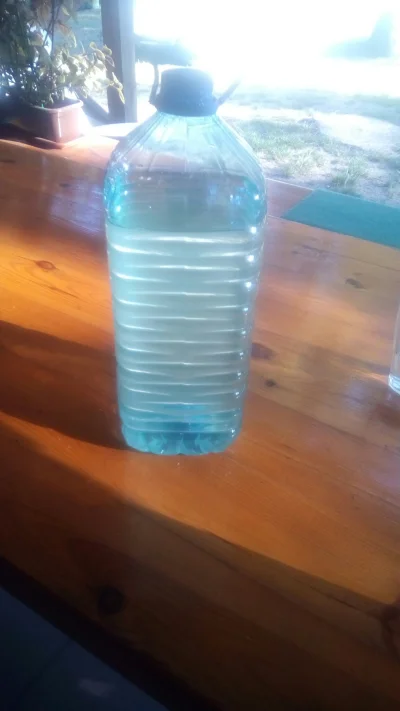 maniok - @niesmiertelny69 2saszetki na 5l wody z biedry i wychodzi 1,10 za litr. Smak...