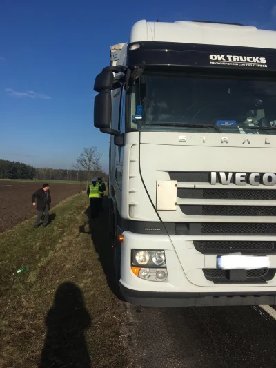 sandracze - Odnośnie tego, sytuacja i zdjęcie z dzisiaj. 

Jadę, z przeciwka jedzie...